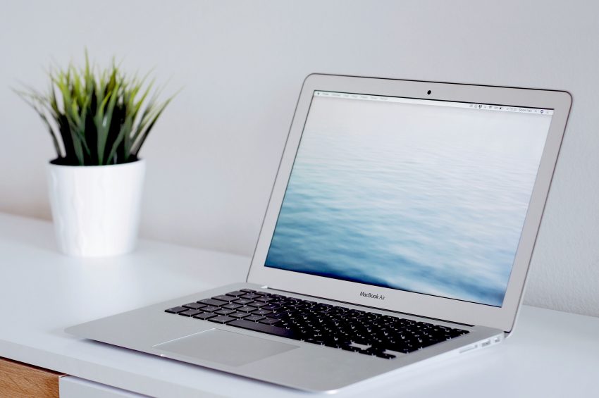 goran-ivos-771531-unsplash